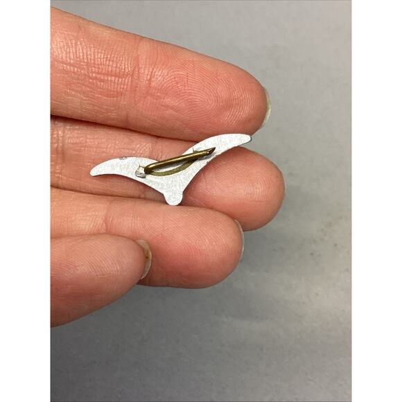 Goldwater In 64 Pin, Green Cat’s Eye Pin, Wings Pin & Italian Star Collar Medal - Picture 5 of 10